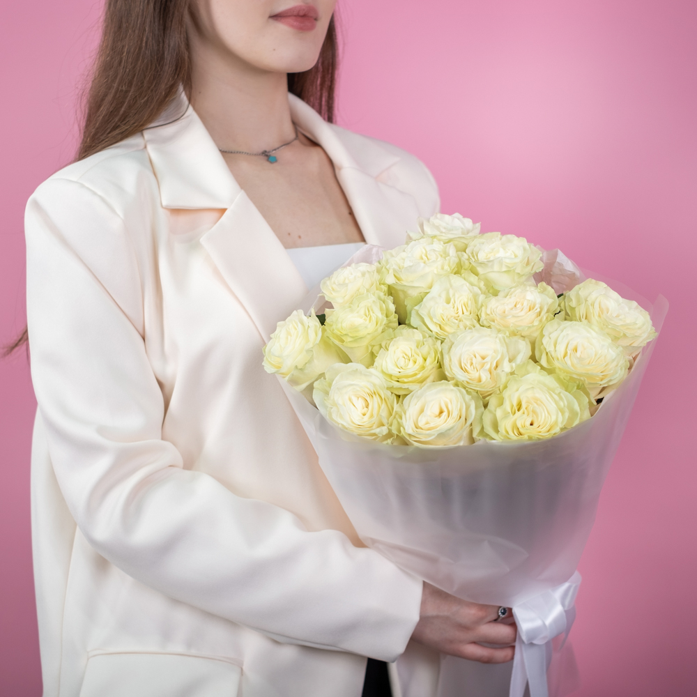Букет из 15 белых роз 40-50 см  (Эквадор) Букет из 15 белых роз 40-50 см  (Эквадор)